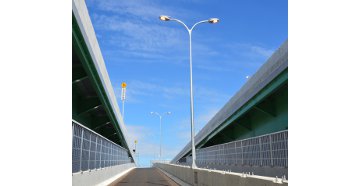 名古屋高速道路公社殿 新宝線（道路照明）　2014年竣工